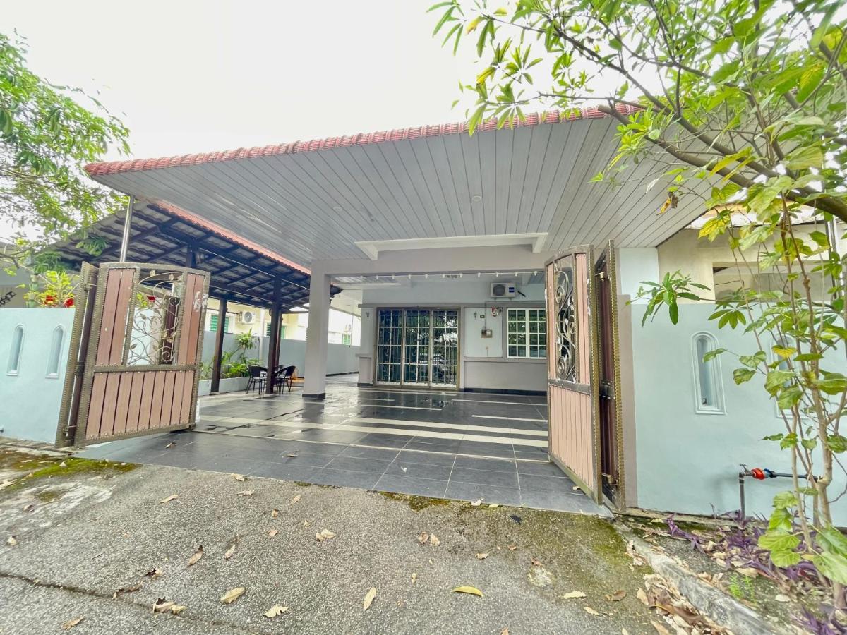 Comfort 36 Entire House At Alma Bukit Mertajam Extérieur photo